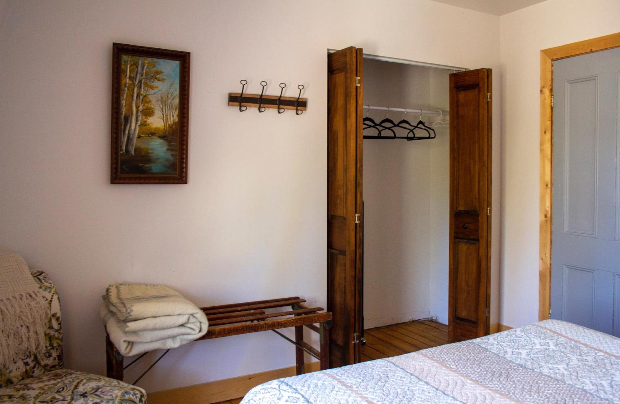 La Verivraie/Truly -Hebergement Touristique/Tourist Accomodation ノース・ハトリー エクステリア 写真